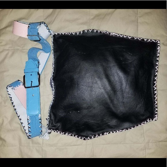 Leather bag shoulder Thunderbird detail HANDMADE - Picture 2 of 7